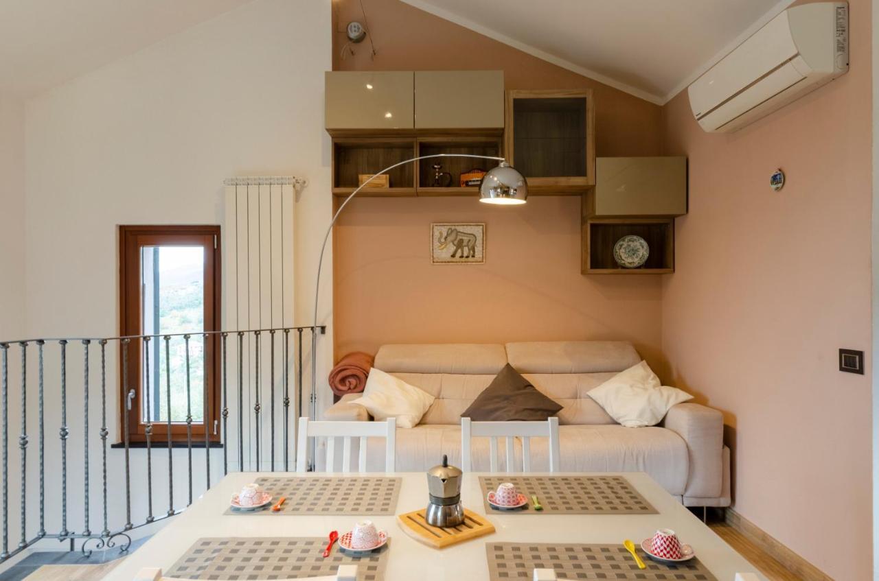 Altido Splendid Flat With Terrace & Magnificent View Apartamento Breccanecca Exterior foto